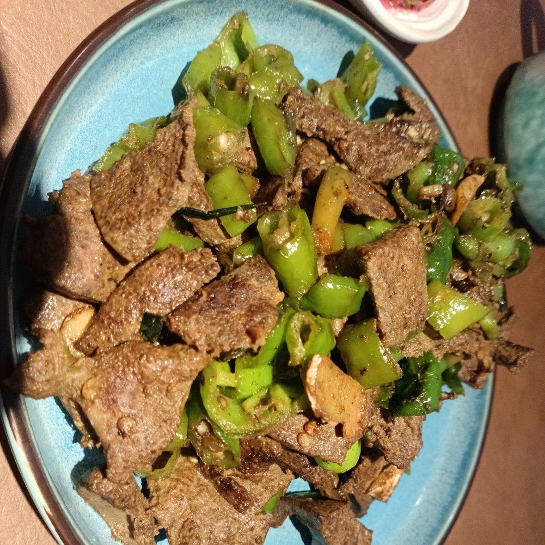 尖椒炒猪肝