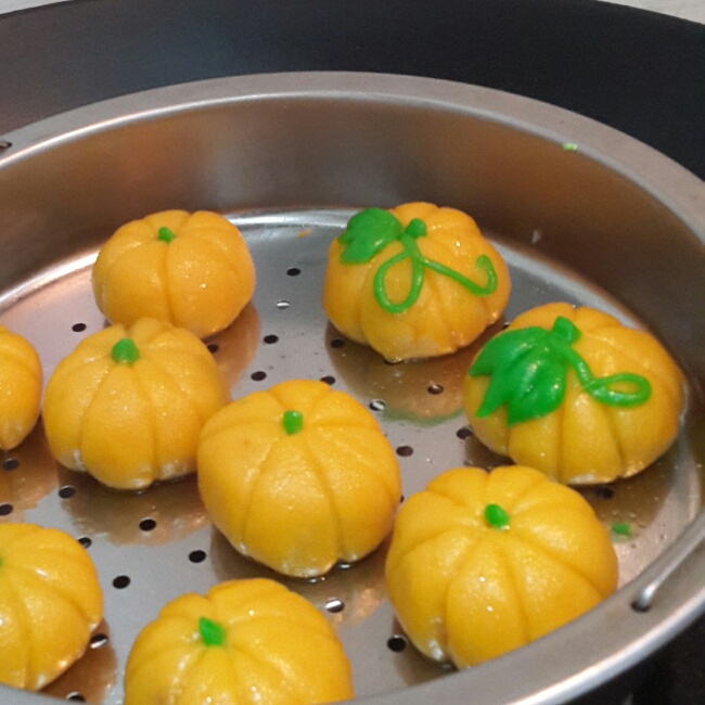 南瓜豆沙包