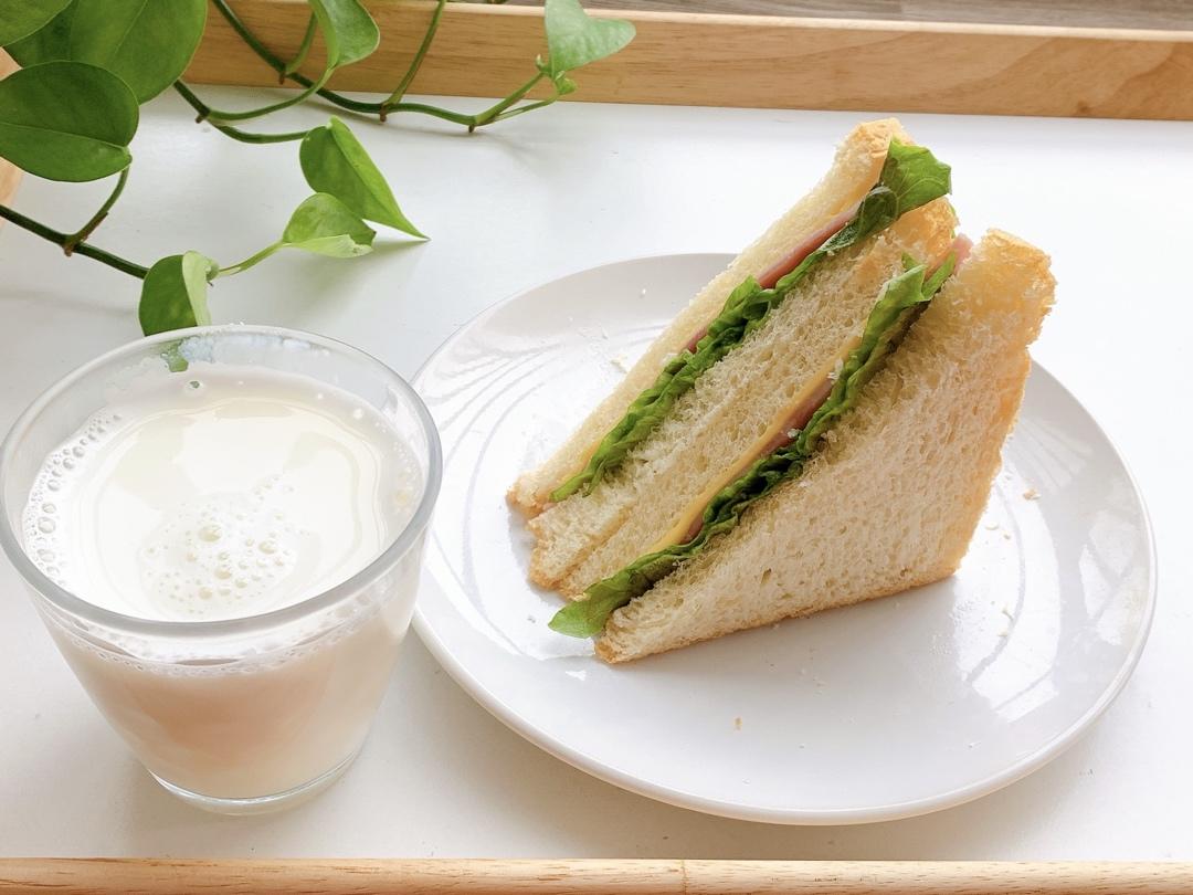 【沐沐酱下厨札记】软萌酸奶吐司