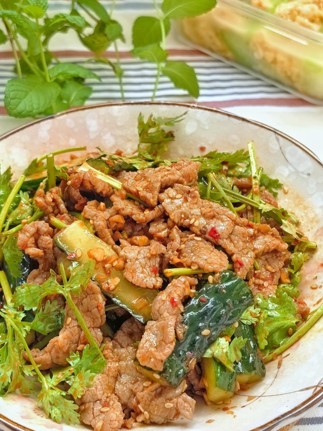 香菜拌牛肉的做法