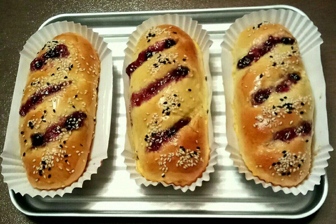 超好吃的肉松面包