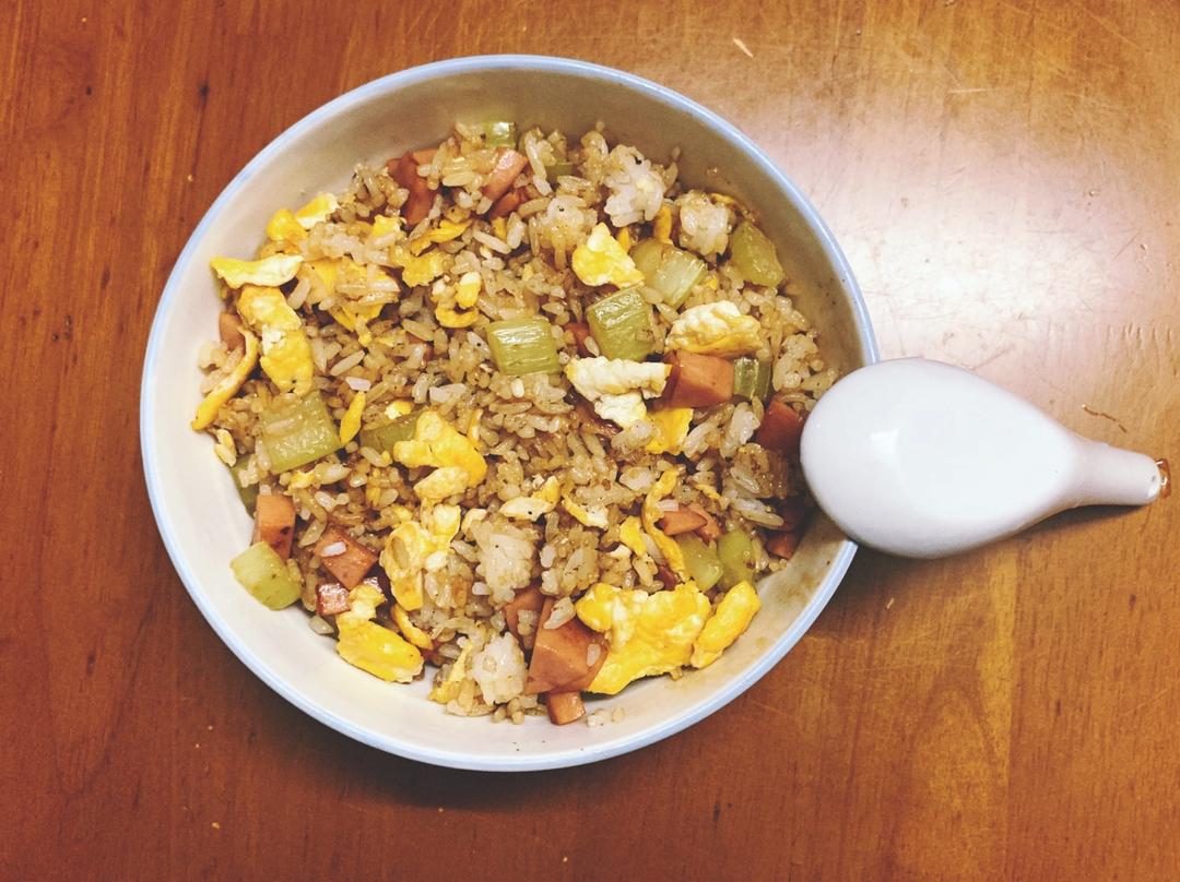 家常蛋炒饭