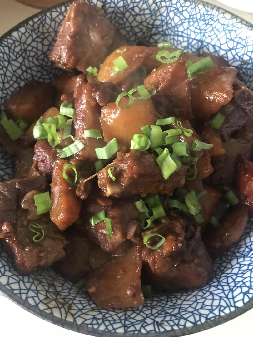 土豆炖排骨