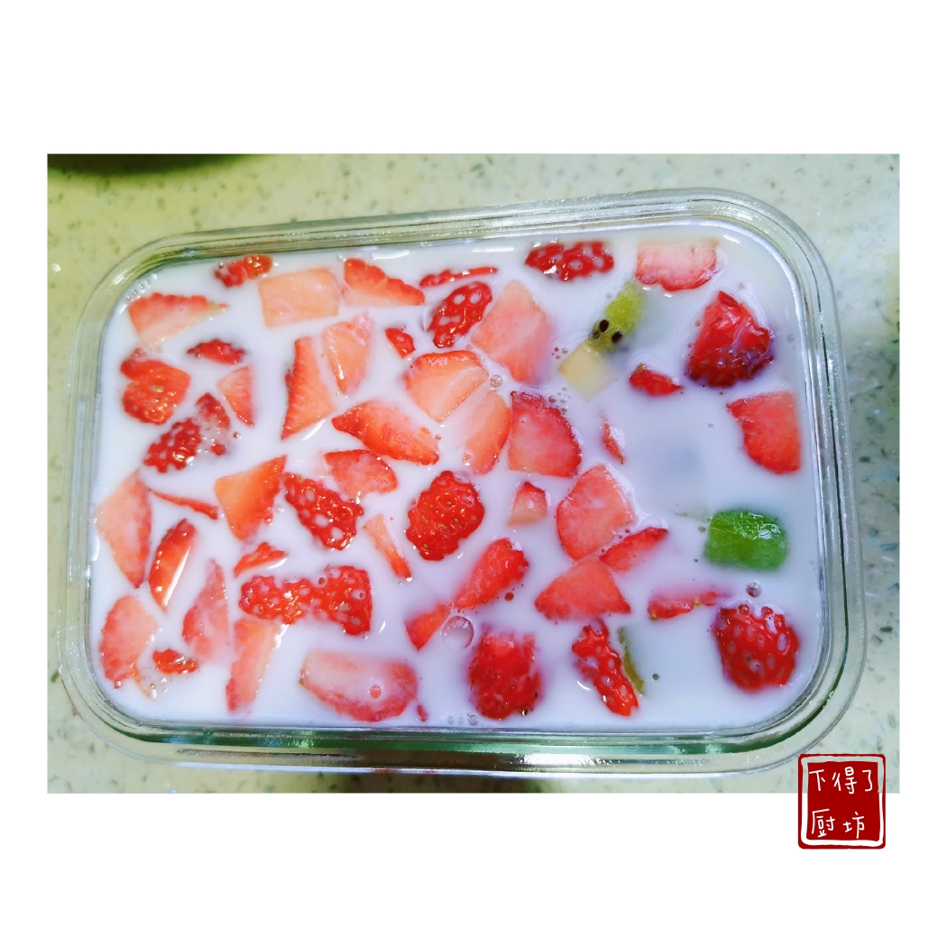 椰奶冻（草莓）的做法 步骤3