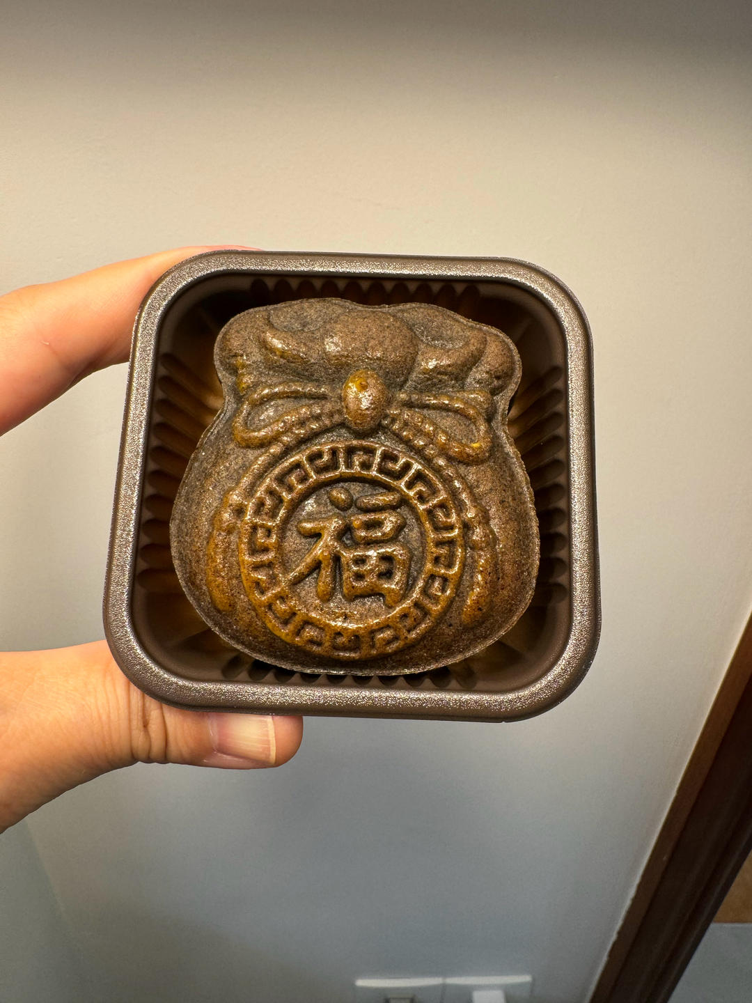 黑金网红月饼