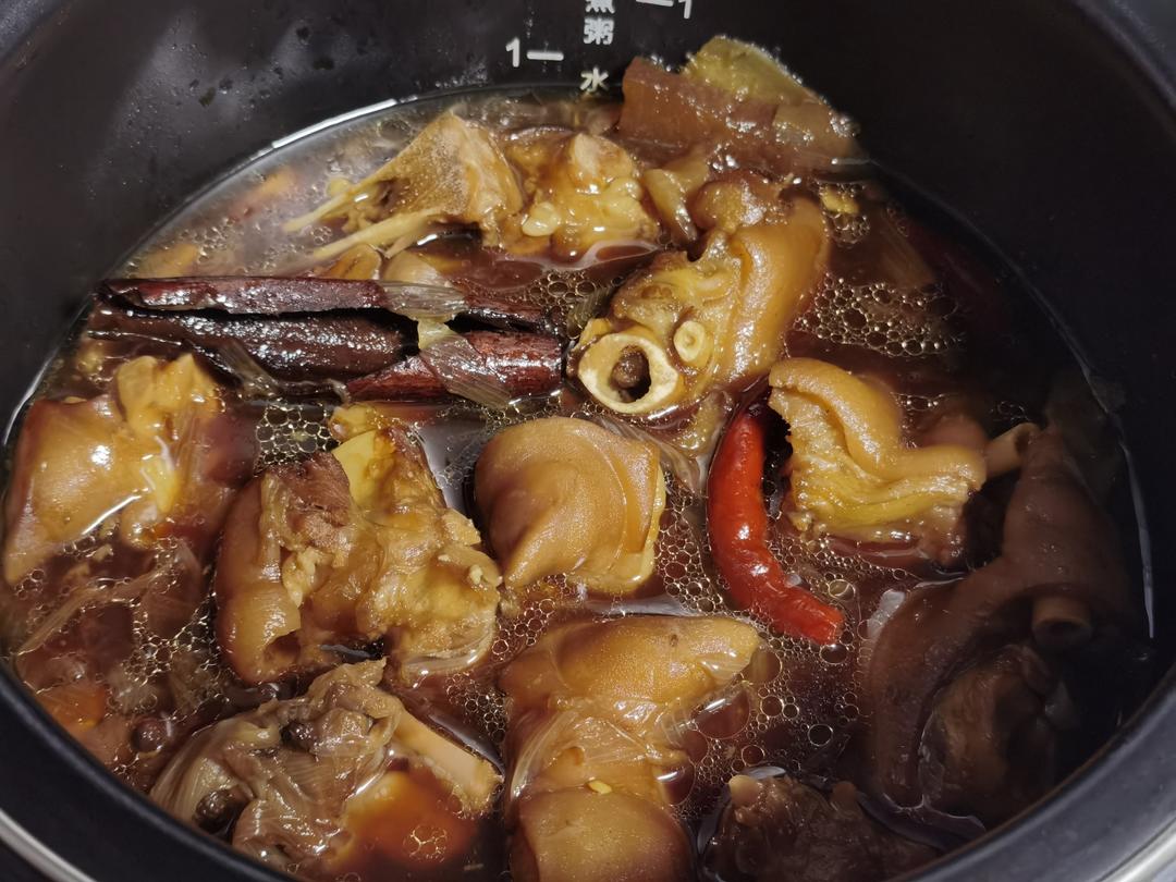 【Q弹卤猪蹄】（家庭版）