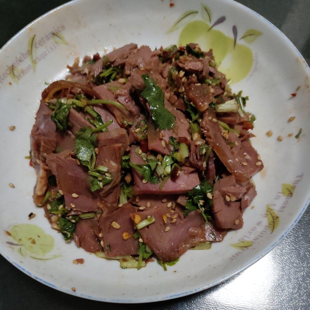 凉拌牛肉