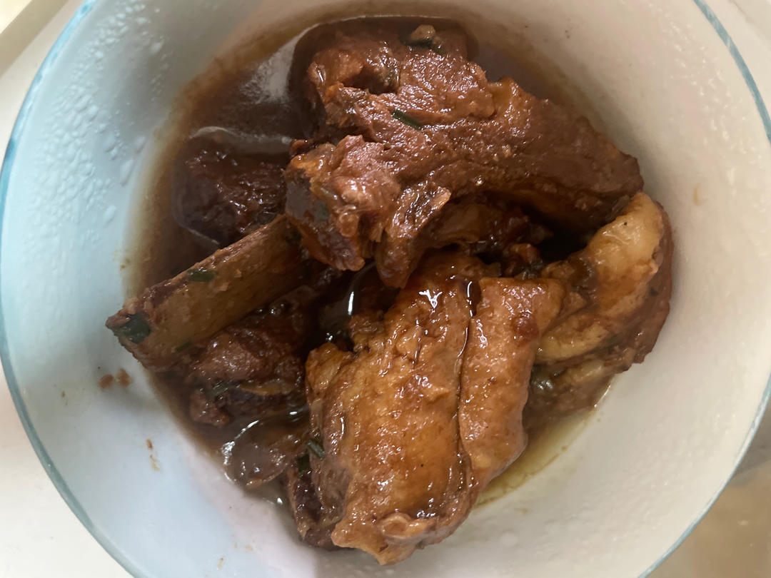 酥而不腻的红烧羊排
