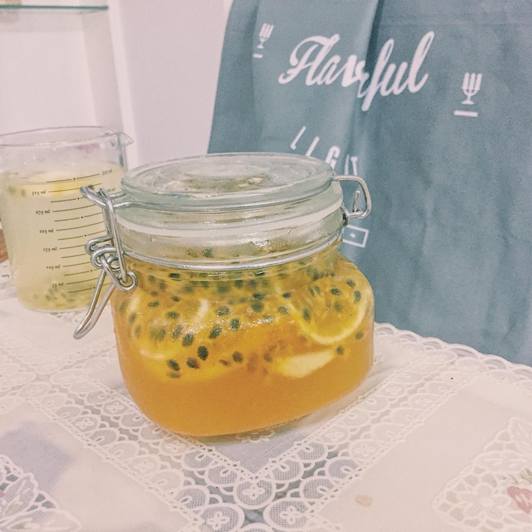 柠檬百香果蜂蜜饮