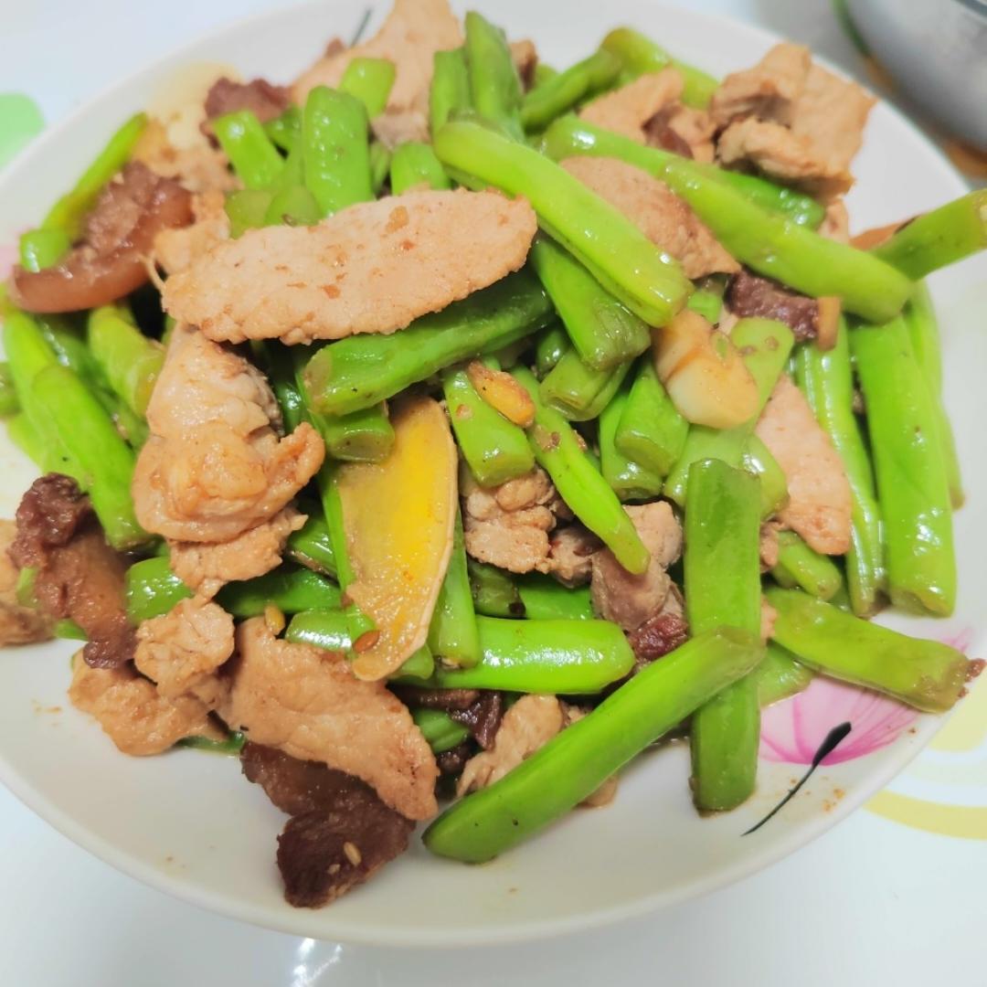 炒肉就得嫩—豆角炒肉（四季豆）