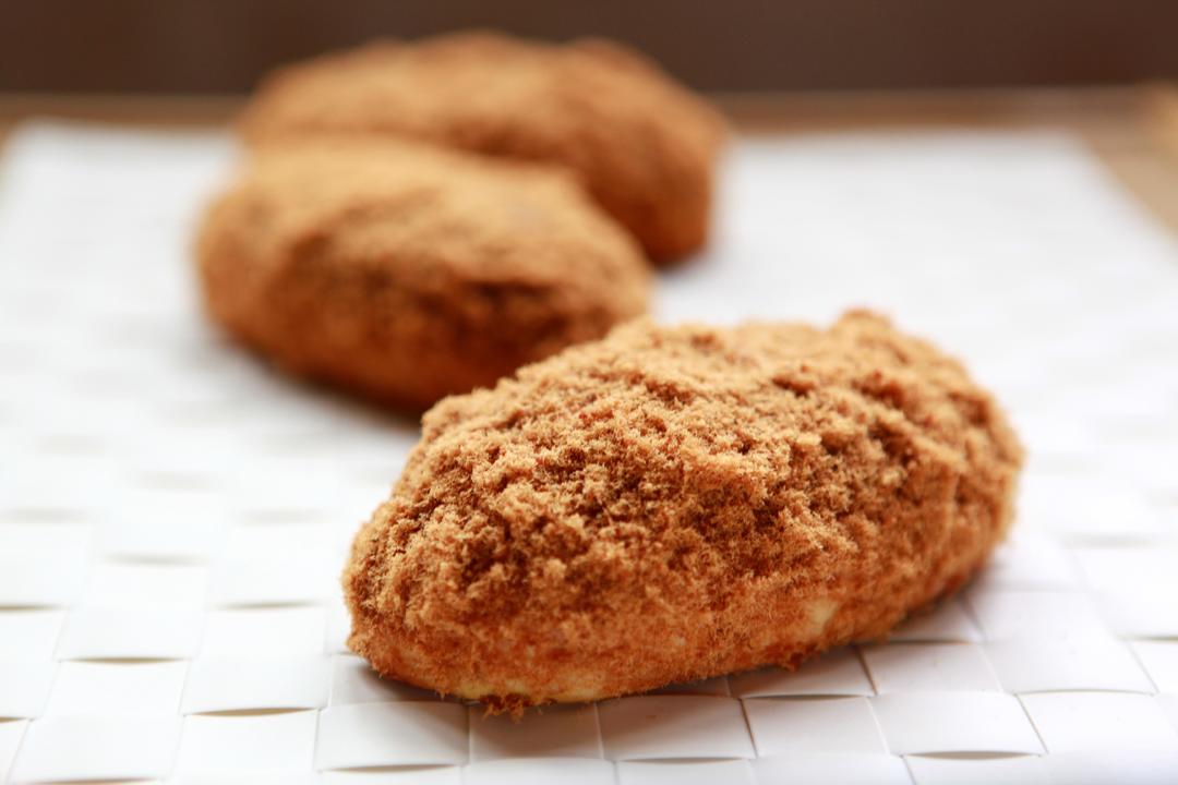 肉松面包——不得不做的入门烘焙!的做法