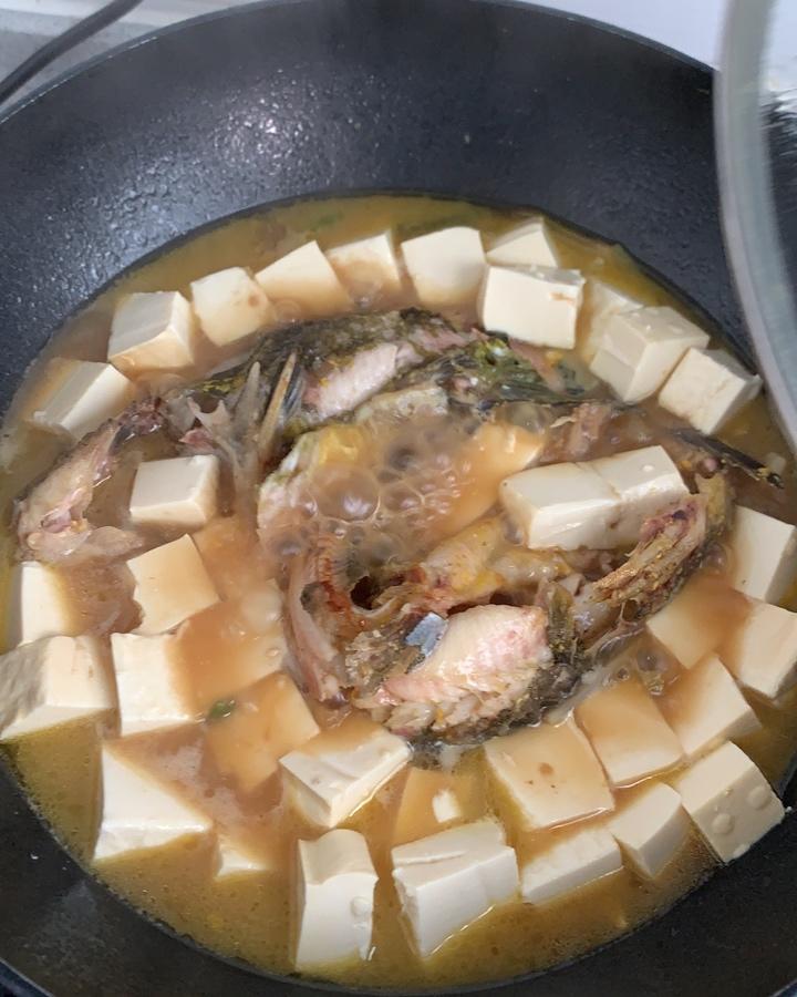 黄骨鱼炖豆腐