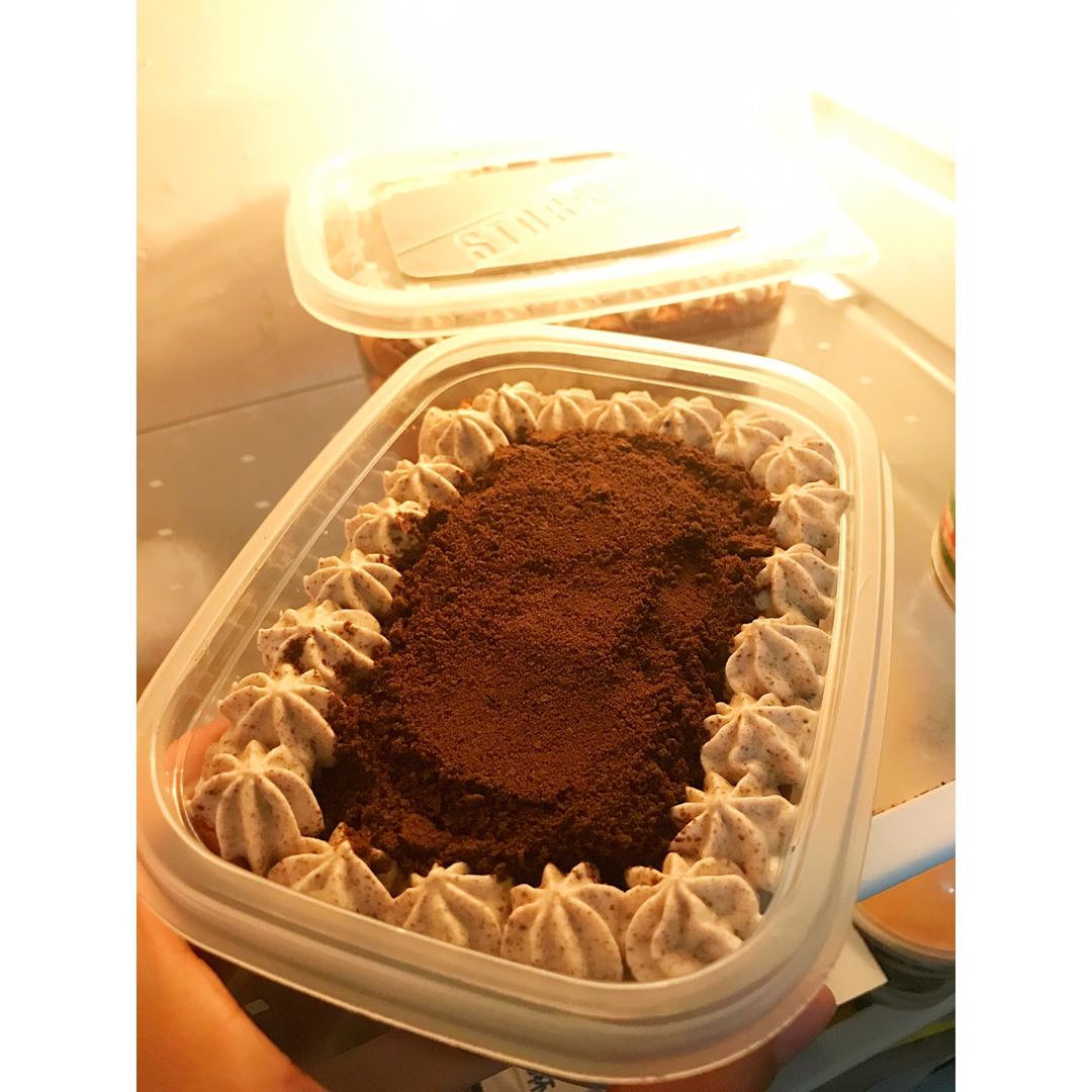 好吃到流泪的奥利奥咸奶油盒子蛋糕