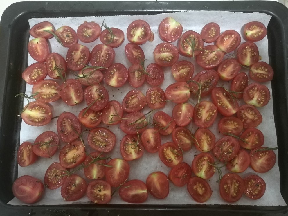 橄榄油浸小番茄