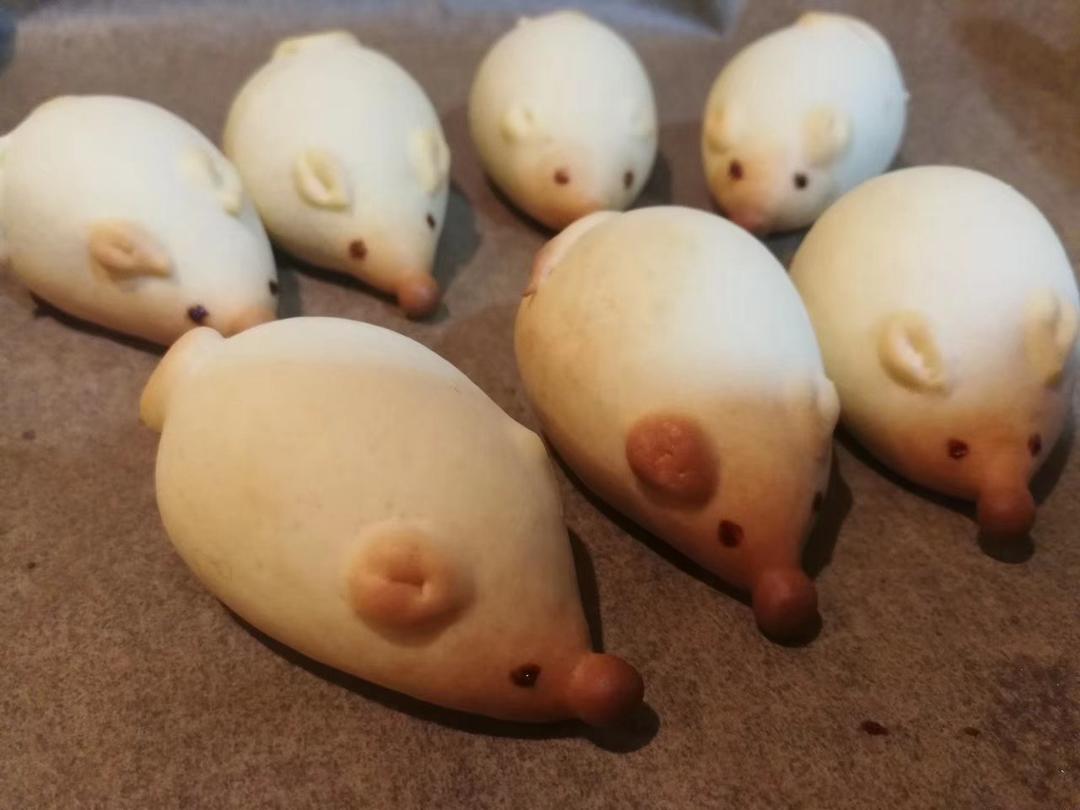 小老鼠烧果子