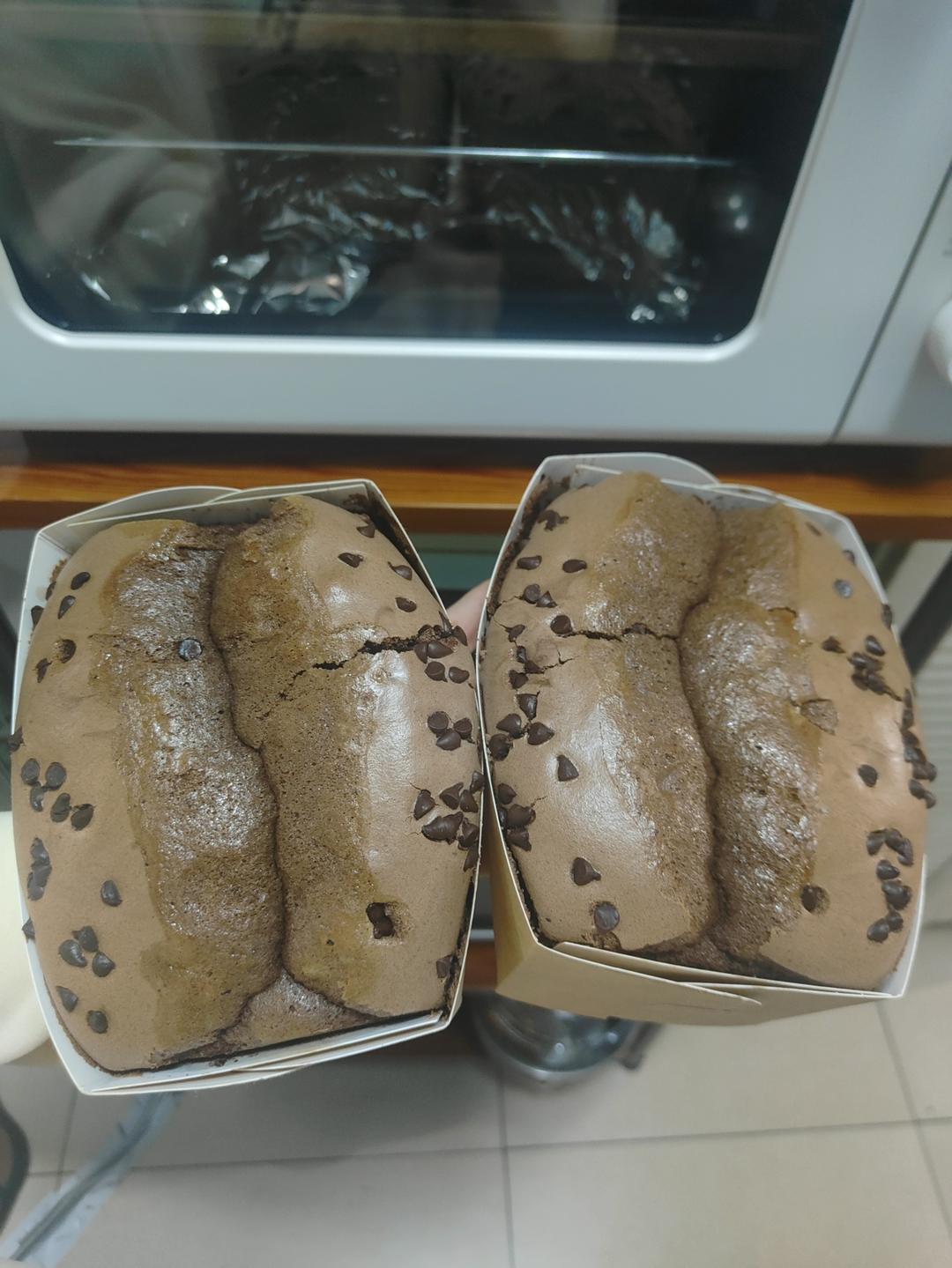 可可金枕蛋糕