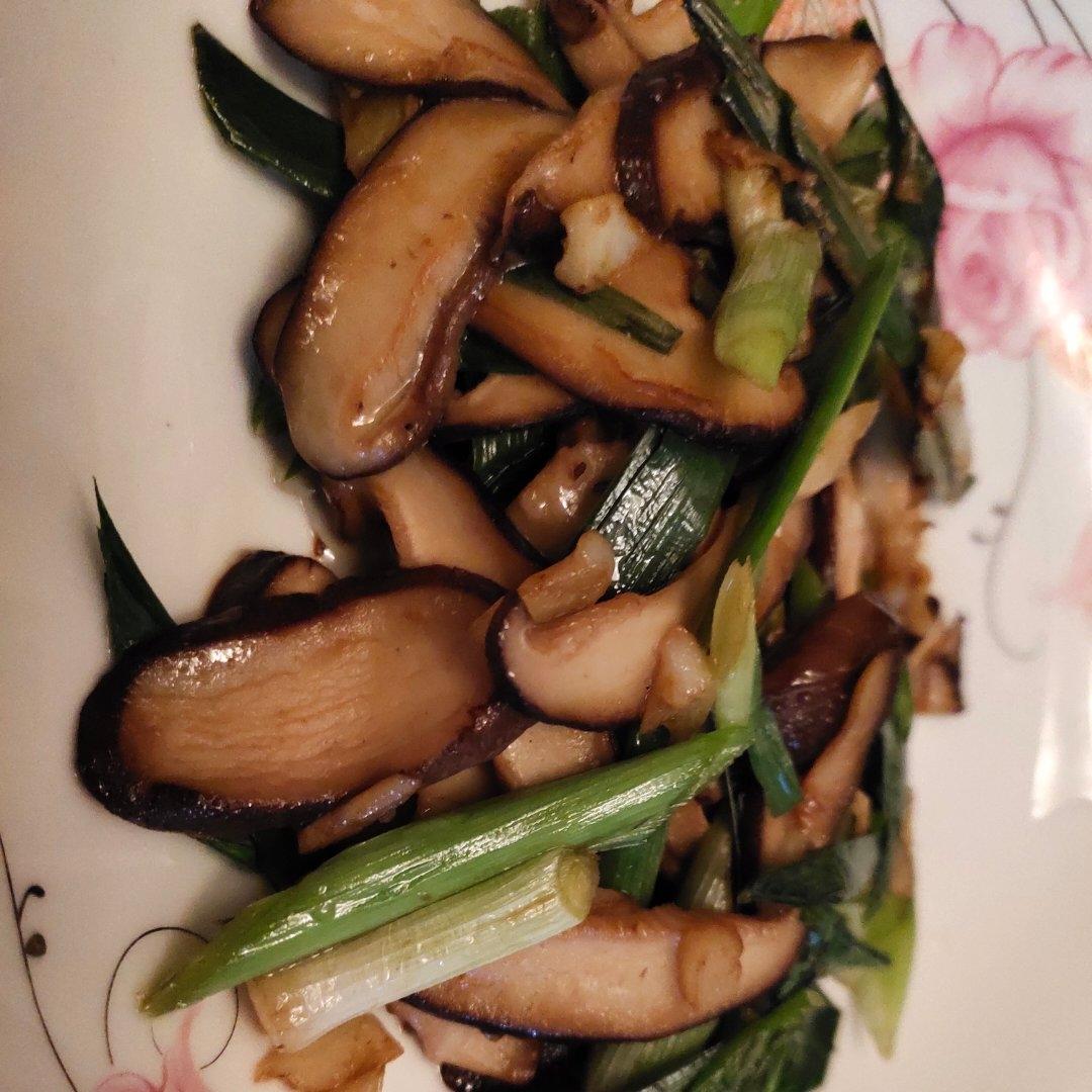 🔥低脂美味～比肉还好吃的爆炒香菇