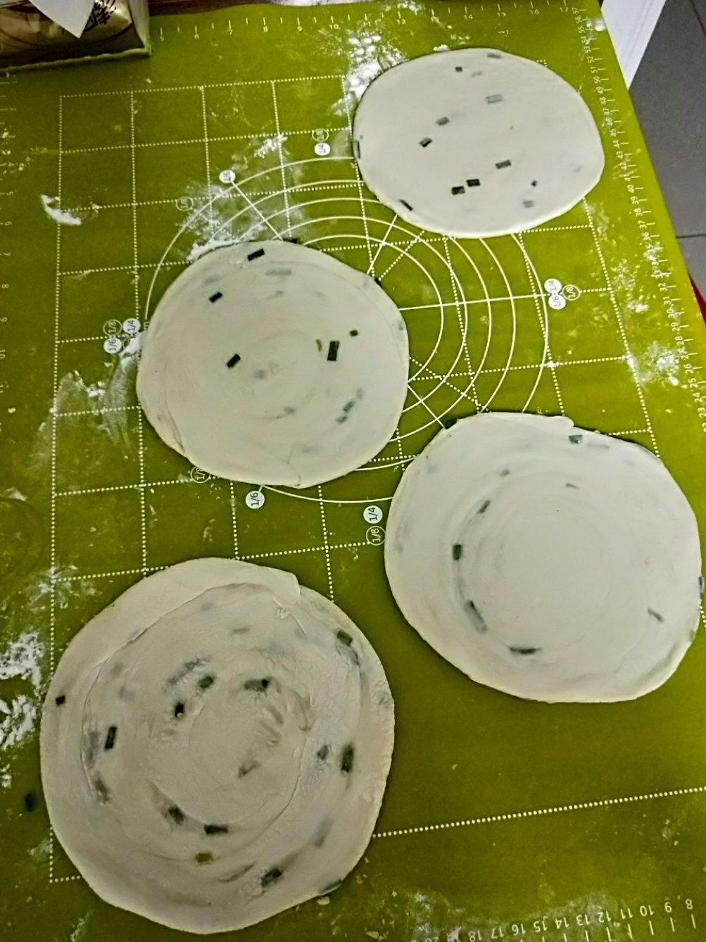 葱油烫面香酥饼