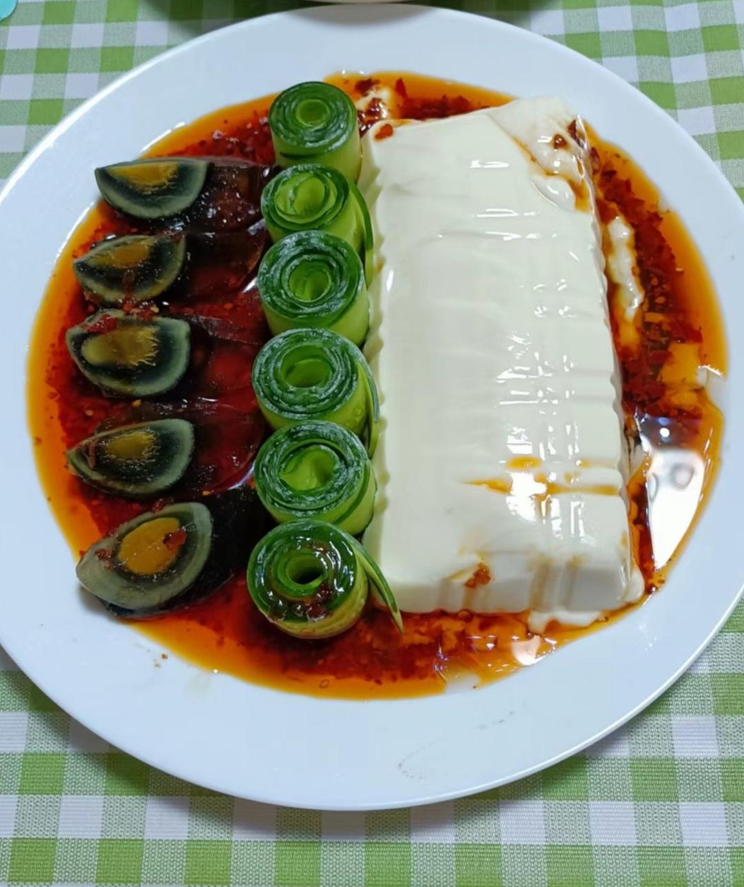 春季时令｜凉拌香椿豆腐