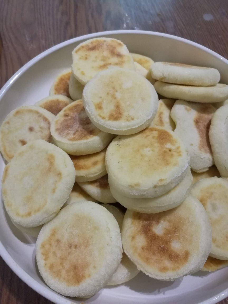 松软养胃的山药饼      （高营养低热量）