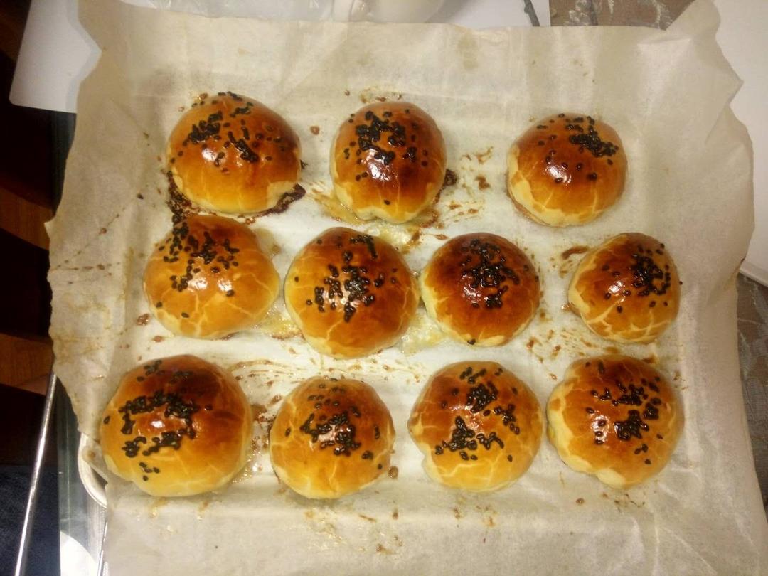 泳式鲜肉榨菜月饼