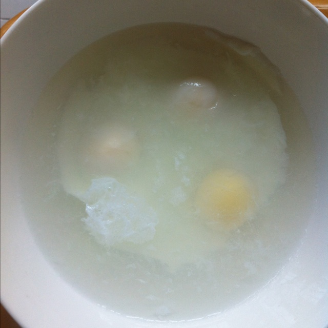 水煮荷包蛋