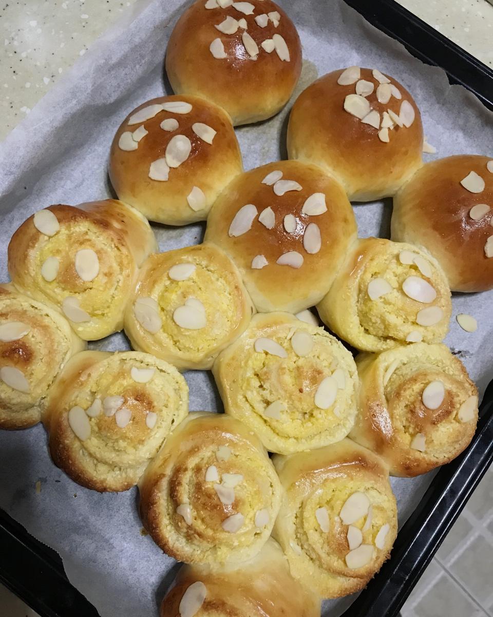 椰蓉面包卷