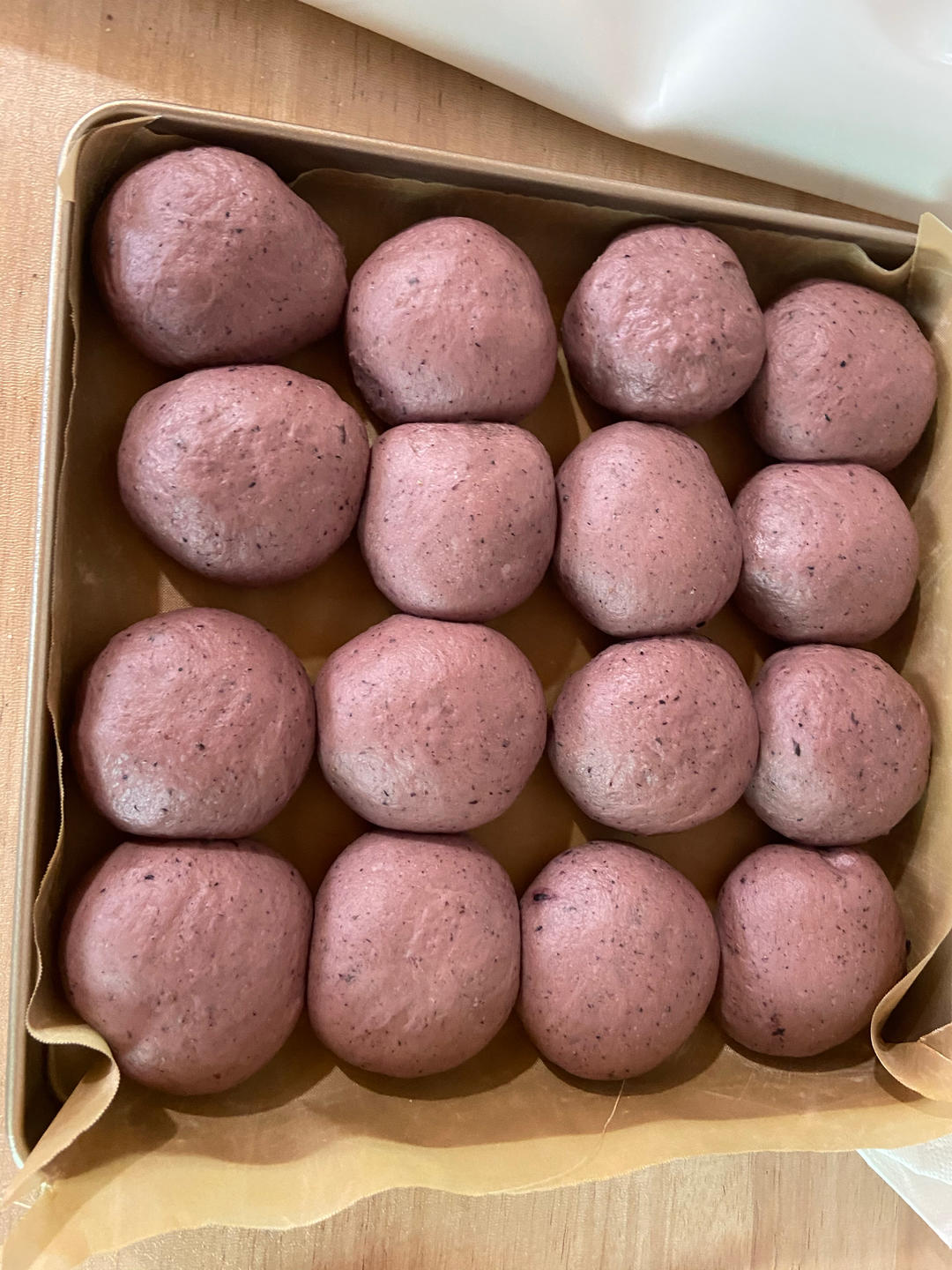 椰蓉面包这么做，不出油松软又好吃，是我理想中餐包的样子！