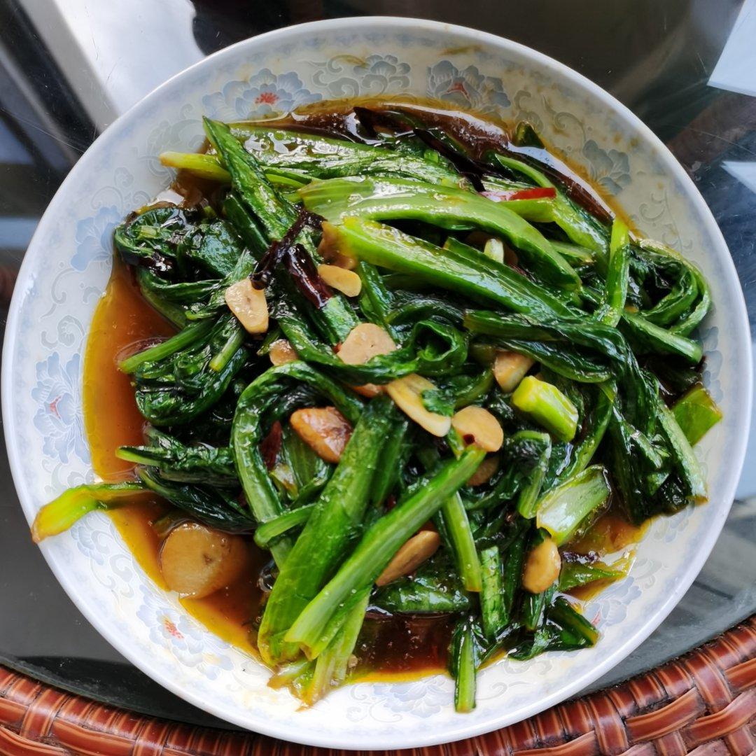 清炒油麦菜