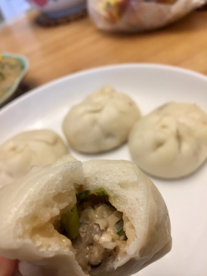 胡萝卜木耳鸡蛋素包子