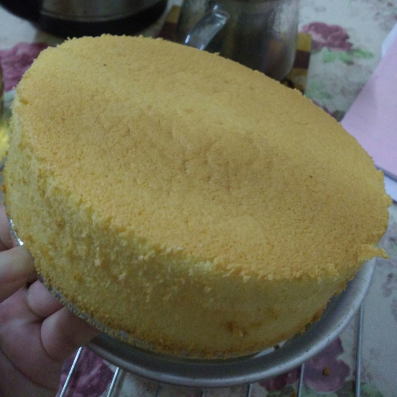超简单完美戚风蛋糕（6寸2蛋）附打发、翻拌、脱模视频