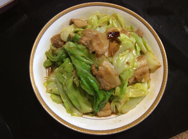 阿婆手撕包菜