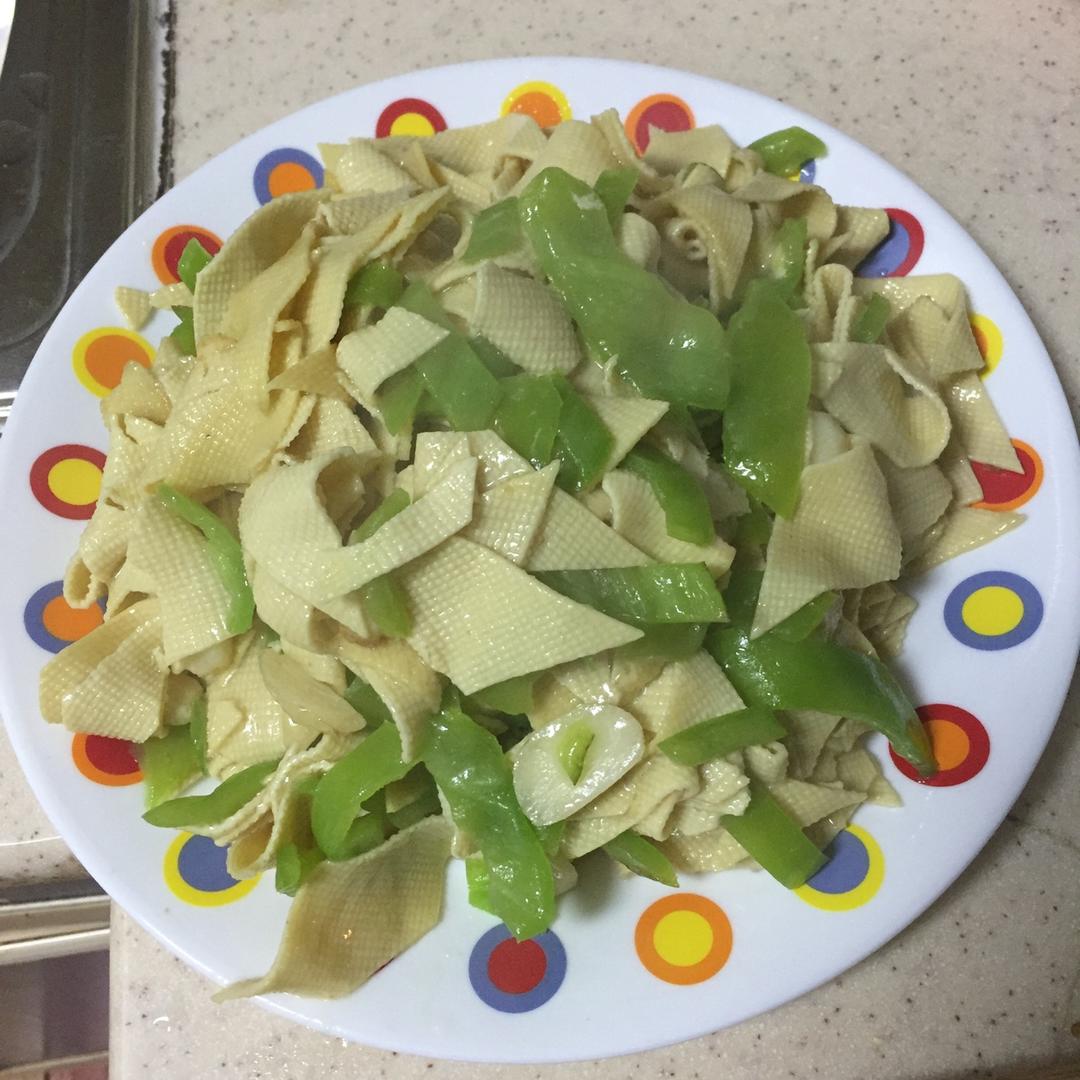 尖椒炒干豆腐