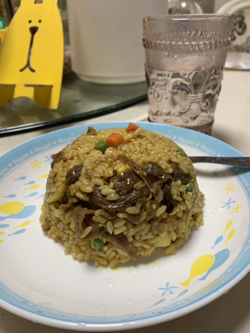 咖喱肥牛炒饭
