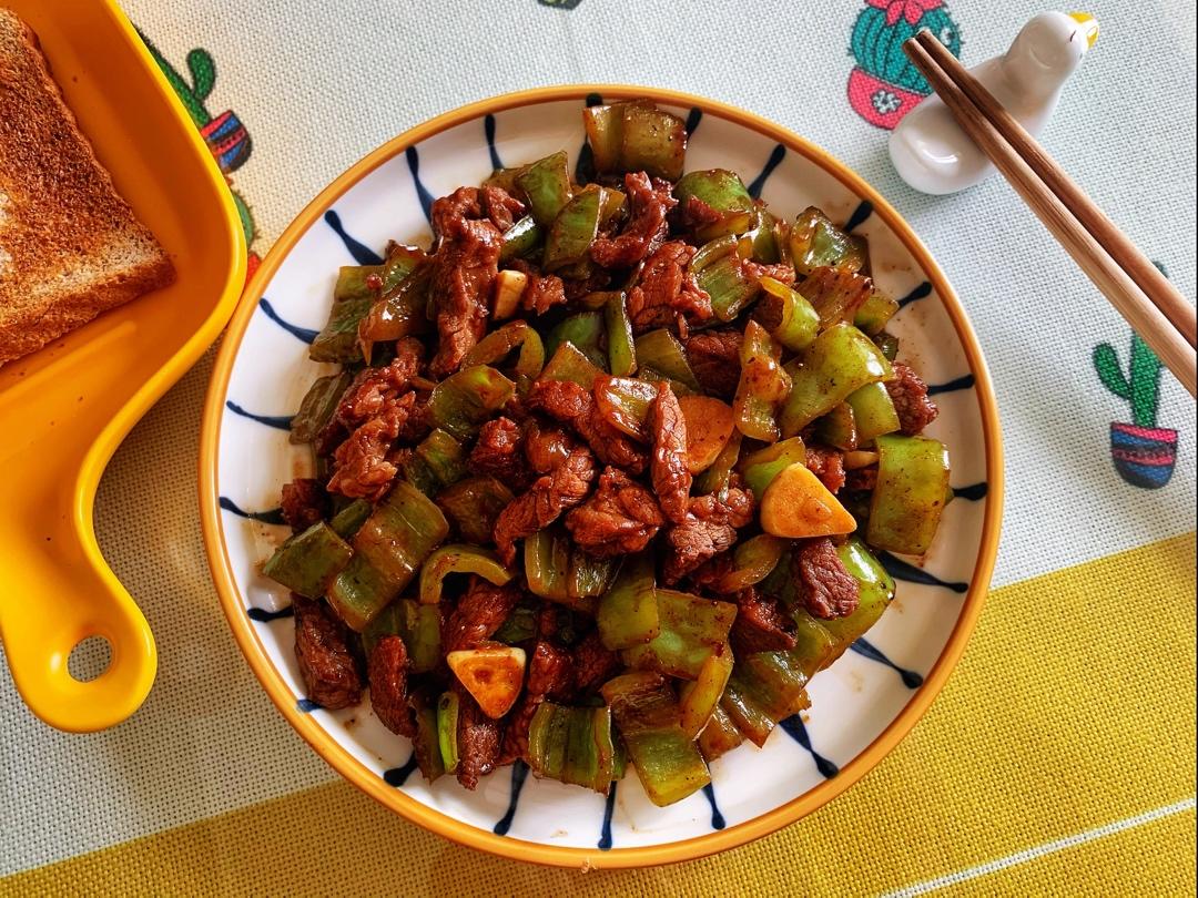 杭椒牛柳黑椒牛柳 终于找到炒出嫩牛肉的办法了 肉片肉丝都适用