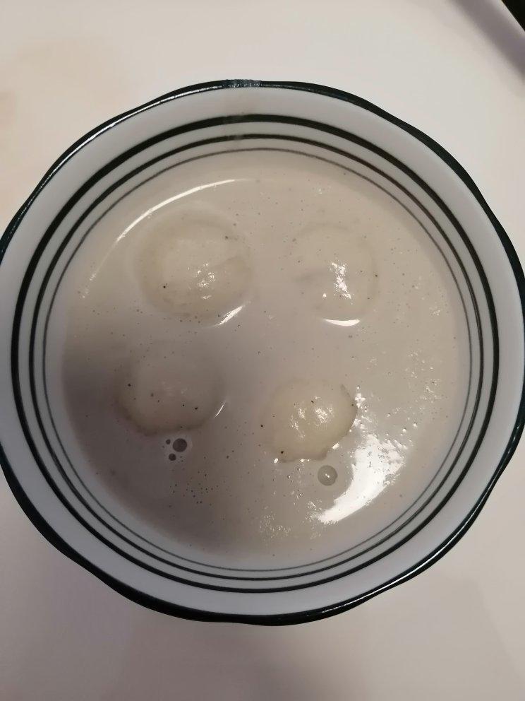 豆浆汤圆