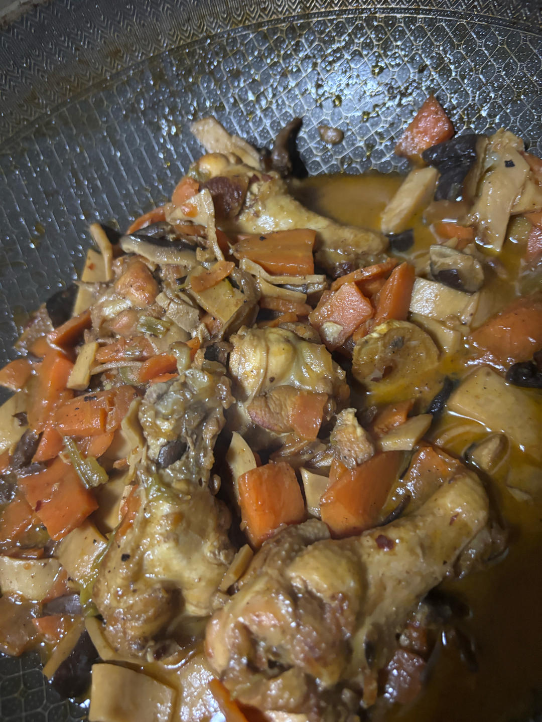 🔥好吃到飙泪的秘汁多汁蒜香鸡腿，鲜嫩到流口水。