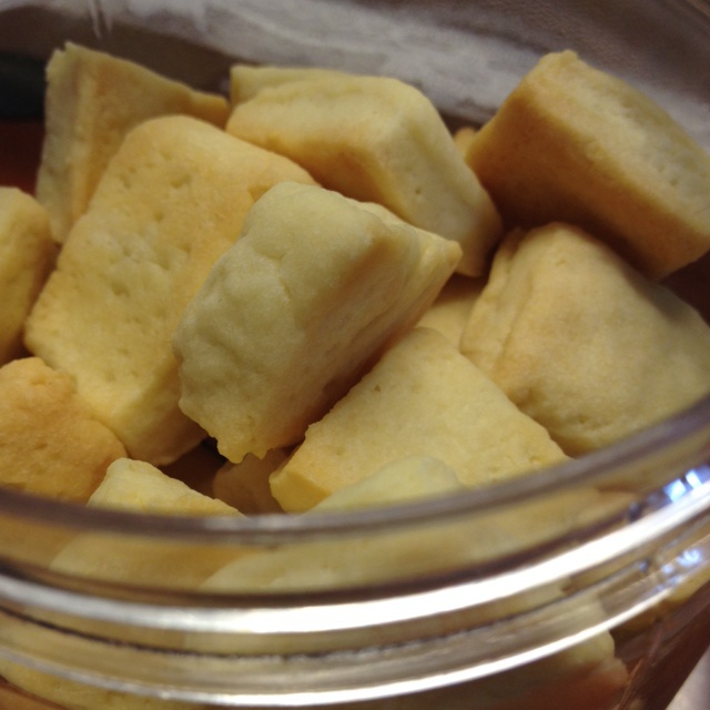 牛奶方块小饼干