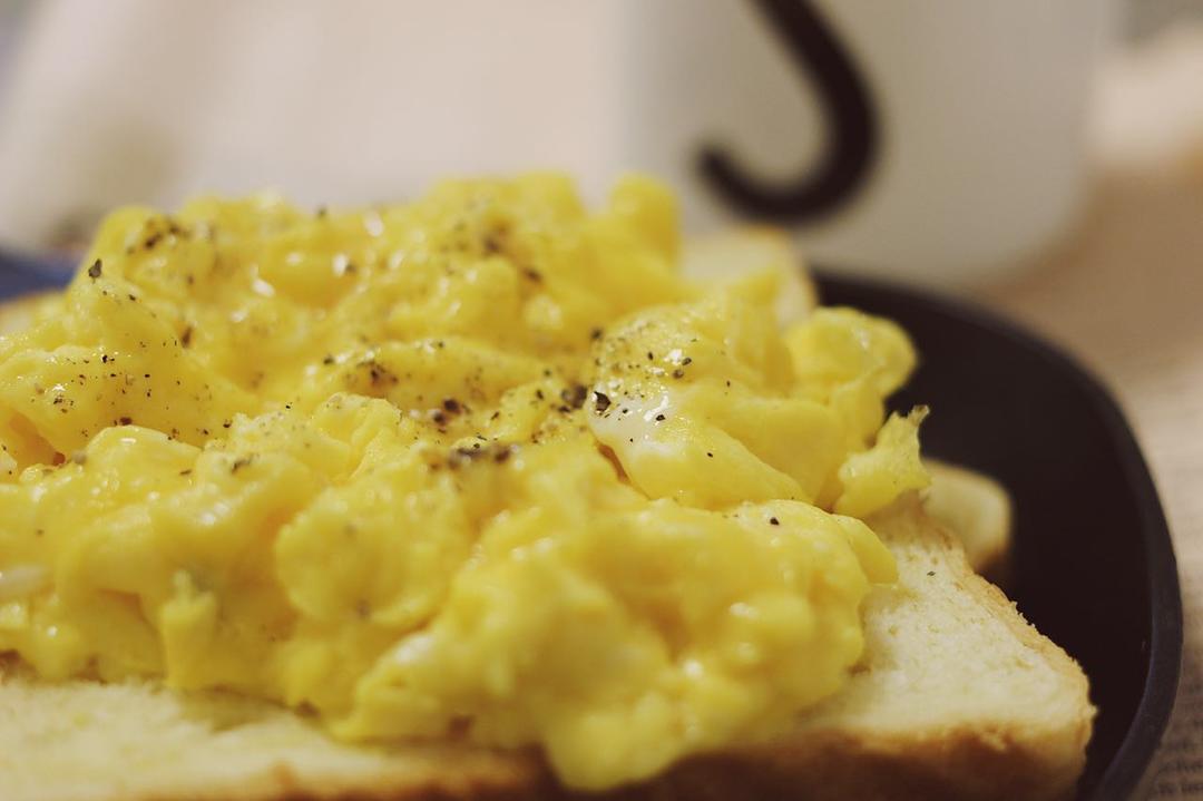 美式炒蛋 scrambled eggs