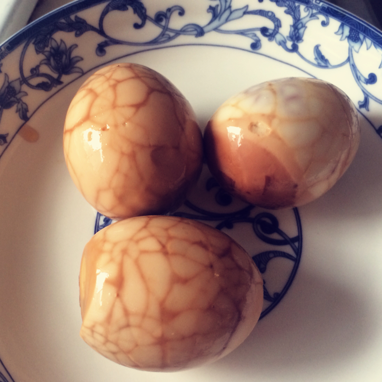 电饭煲煮五香茶叶蛋