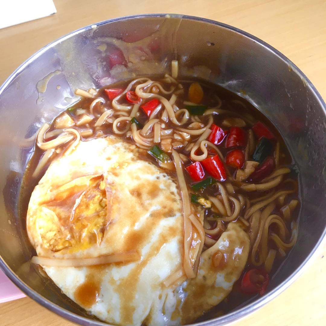 香到舔盘子🉐️荷包蛋焖面🍜超满足❗️