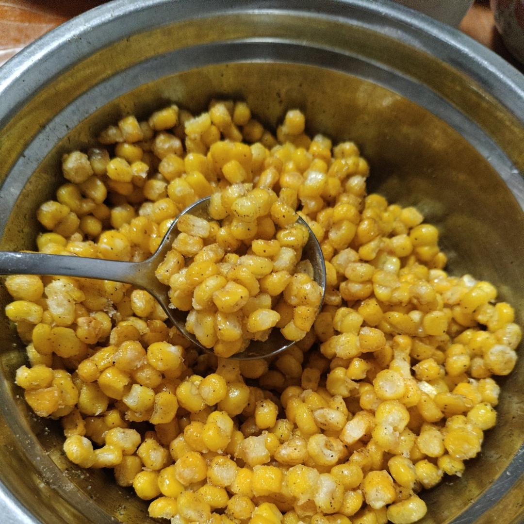 越吃越香❗️超美味的椒盐玉米粒，一学就会～