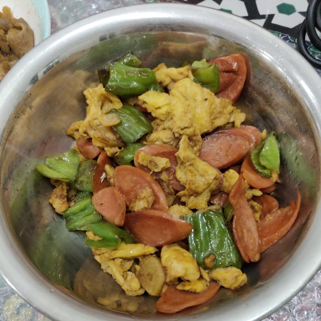 青椒火腿炒鸡蛋