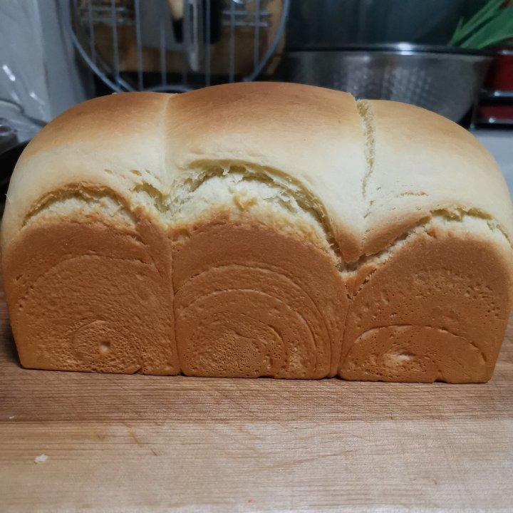 吐司，奶香手撕面包，超级香浓