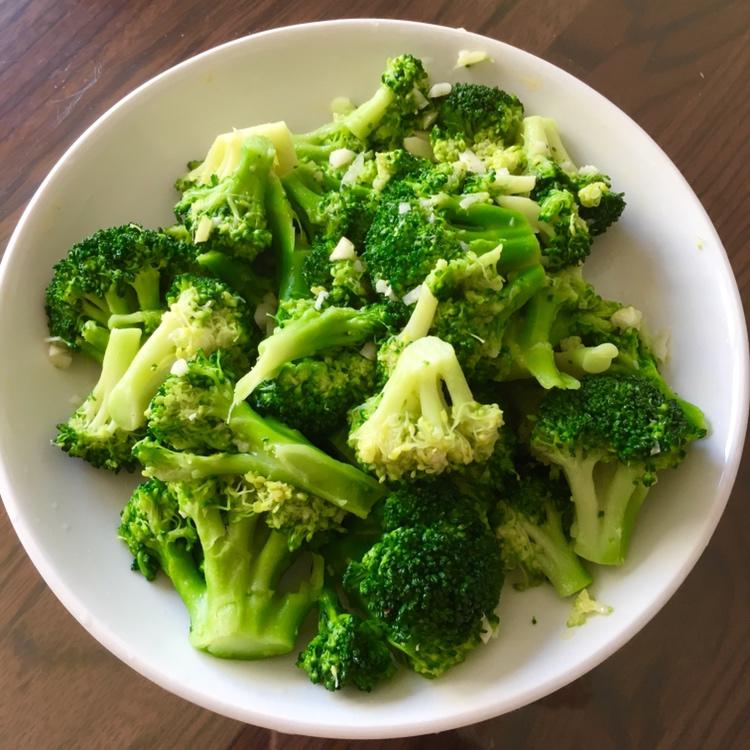 serena_阿照做的清炒西兰花