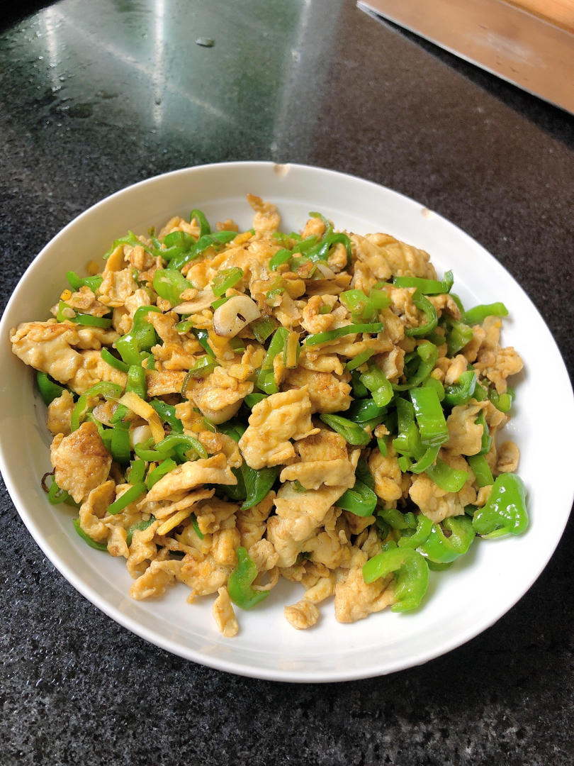 厨师长教你：“青椒炒鸡蛋”的家常做法 ,非常下饭