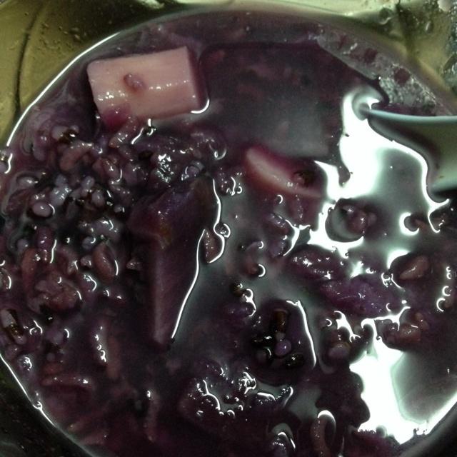 山药紫薯粥的做法 步骤2