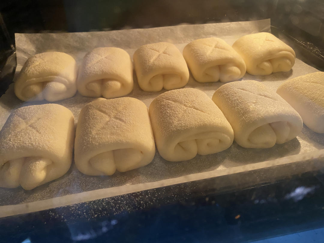 软到不知所措的牛奶卷