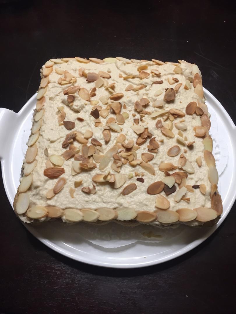 浓郁咖啡坚果戚风蛋糕