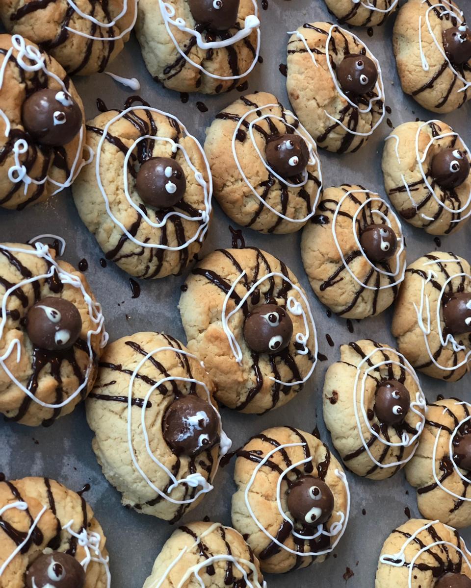 万圣节蜘蛛饼干